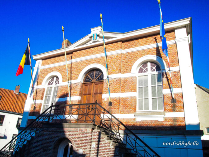 Belgisches Rathaus in Baarle-Nassau