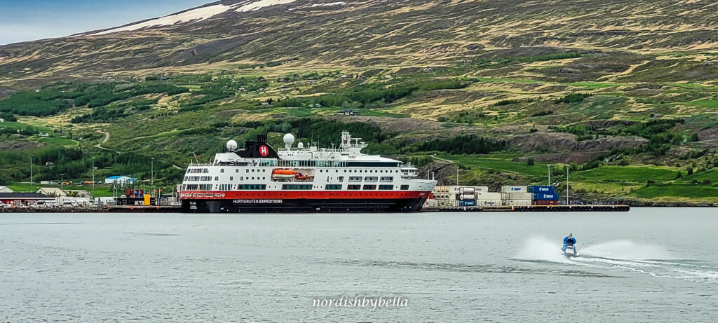 Hafen in Akureyri