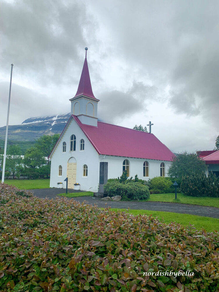 Kirche in Reyðarfjörður